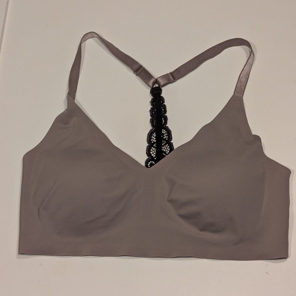True & Co lace racerback bra, Size M